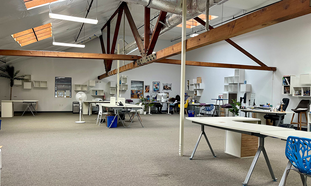 352 Shaw Road Buliding Photo