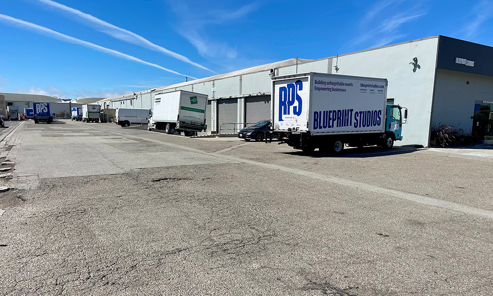 352 Shaw Road Buliding Photo